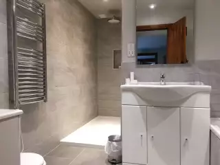 Walk-in-Shower
